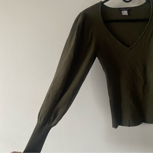 NEW Venus Puft Sleeve Sweater in Olive - Picture 12 of 12